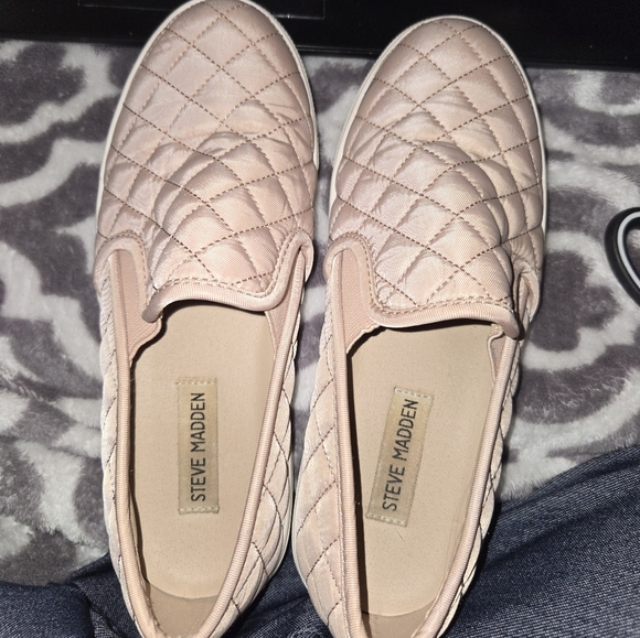Steve Madden Shoes - Steve Madden Ecentrcq Sneaker Size 7.5